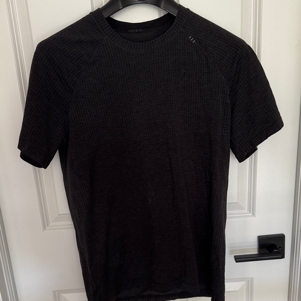 Lululemon Metal Cent Short Sleeve Tee